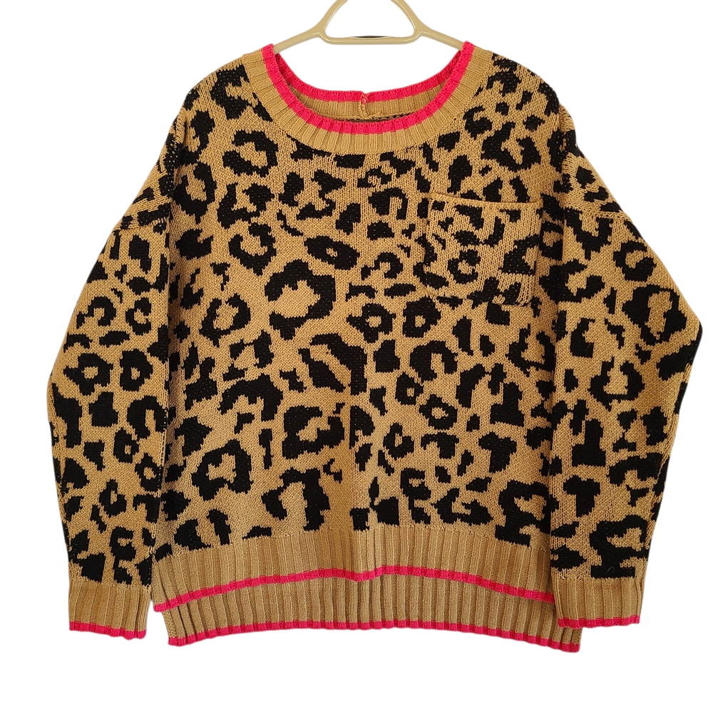 Arizona Jean Company Leopard Print Sweater with Hot Pink Trim Size L